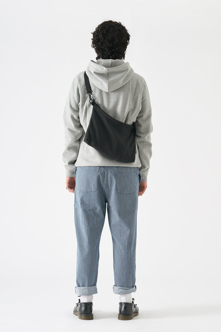 YARD - black